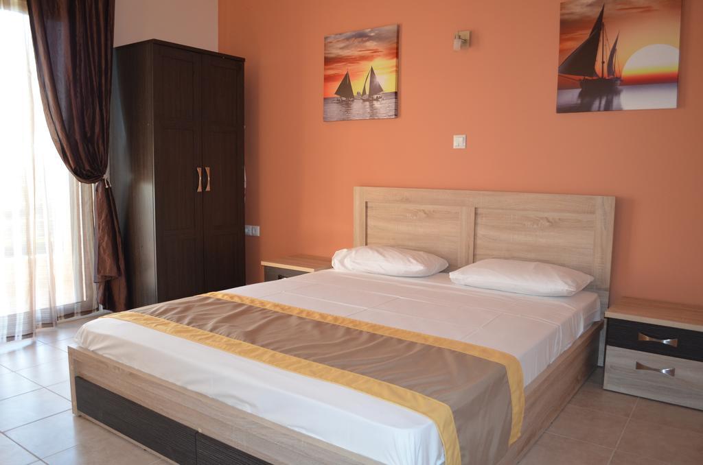 Thassos Grand Villas Apartments & Studios Limenaria  Room photo