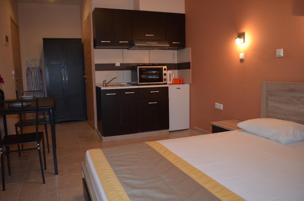 Thassos Grand Villas Apartments & Studios Limenaria  Room photo